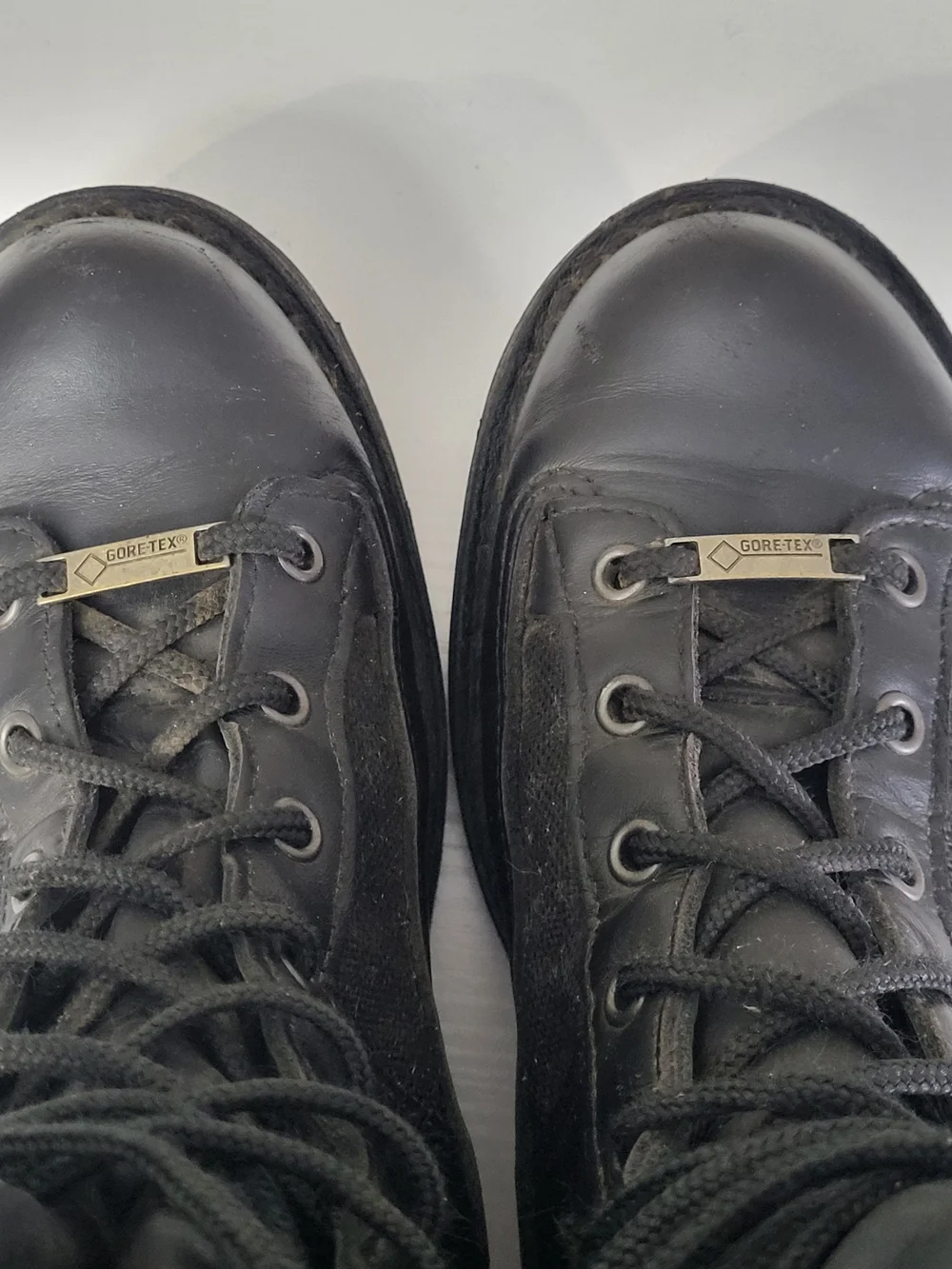Danner Acadia Men's Black Leather Combat Boots - Sturdy Lace-Up Work Boot Sz 10